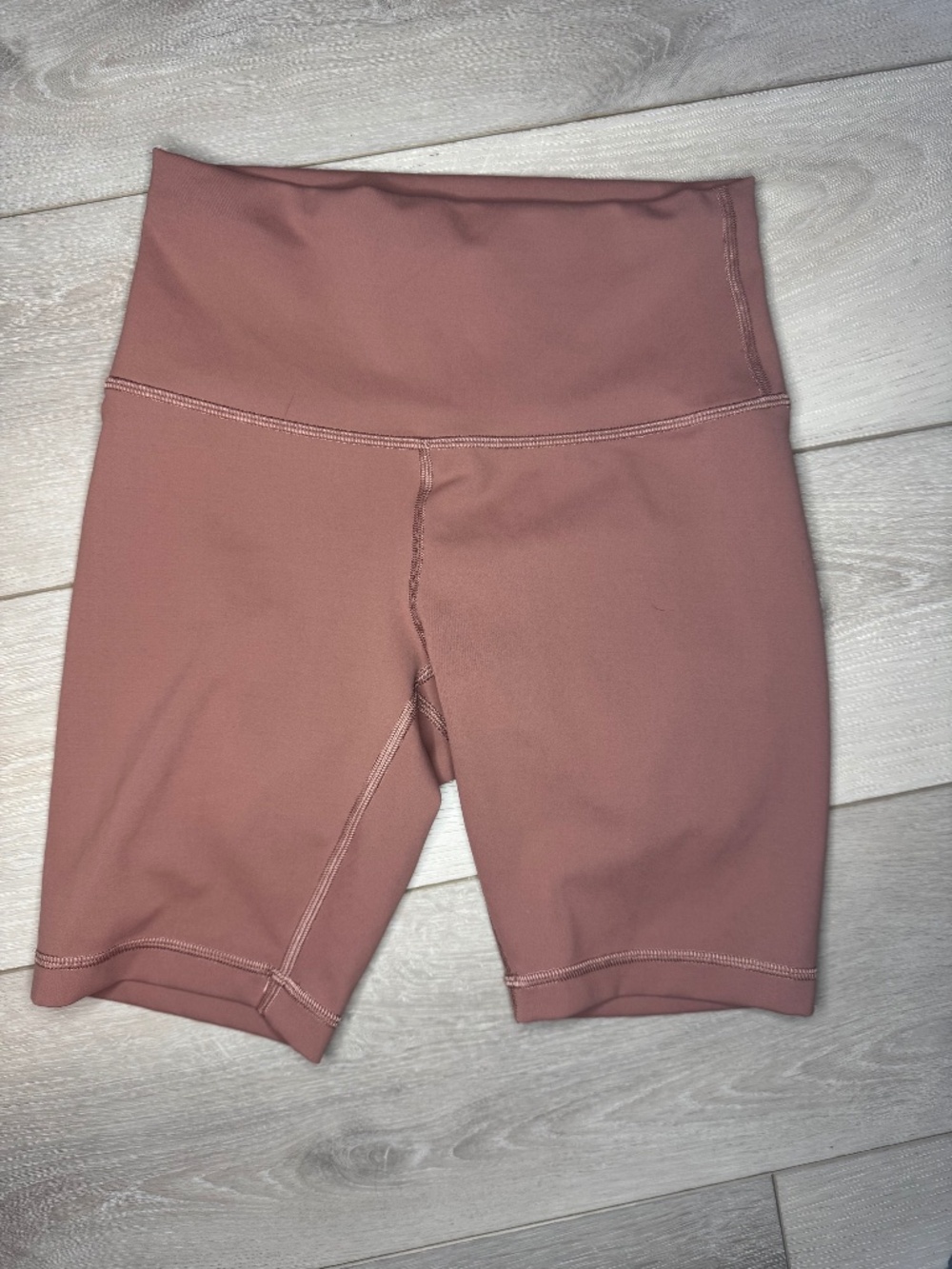 Lululemon Align Style Biker Shorts 6 Mauve